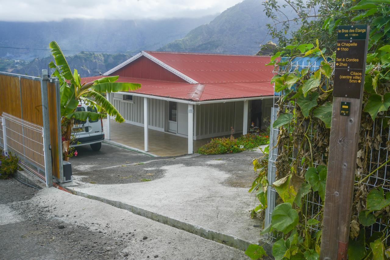 Le Chalet A Joel Cilaos Bagian luar foto
